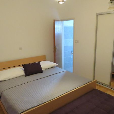 Apartmani Mm Starigrad Paklenica Zewnętrze zdjęcie